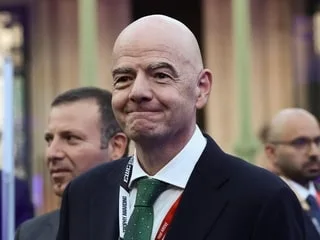 « Il est temps que ça change ! » : la Fédération irlandaise retire à son tour son soutien à Gianni Infantino