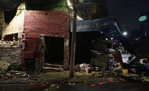 Explosión en Álvaro Obregón fue en inmueble contiguo a taquería, confirman autoridades; onda expansiva alcanzó varios edificios