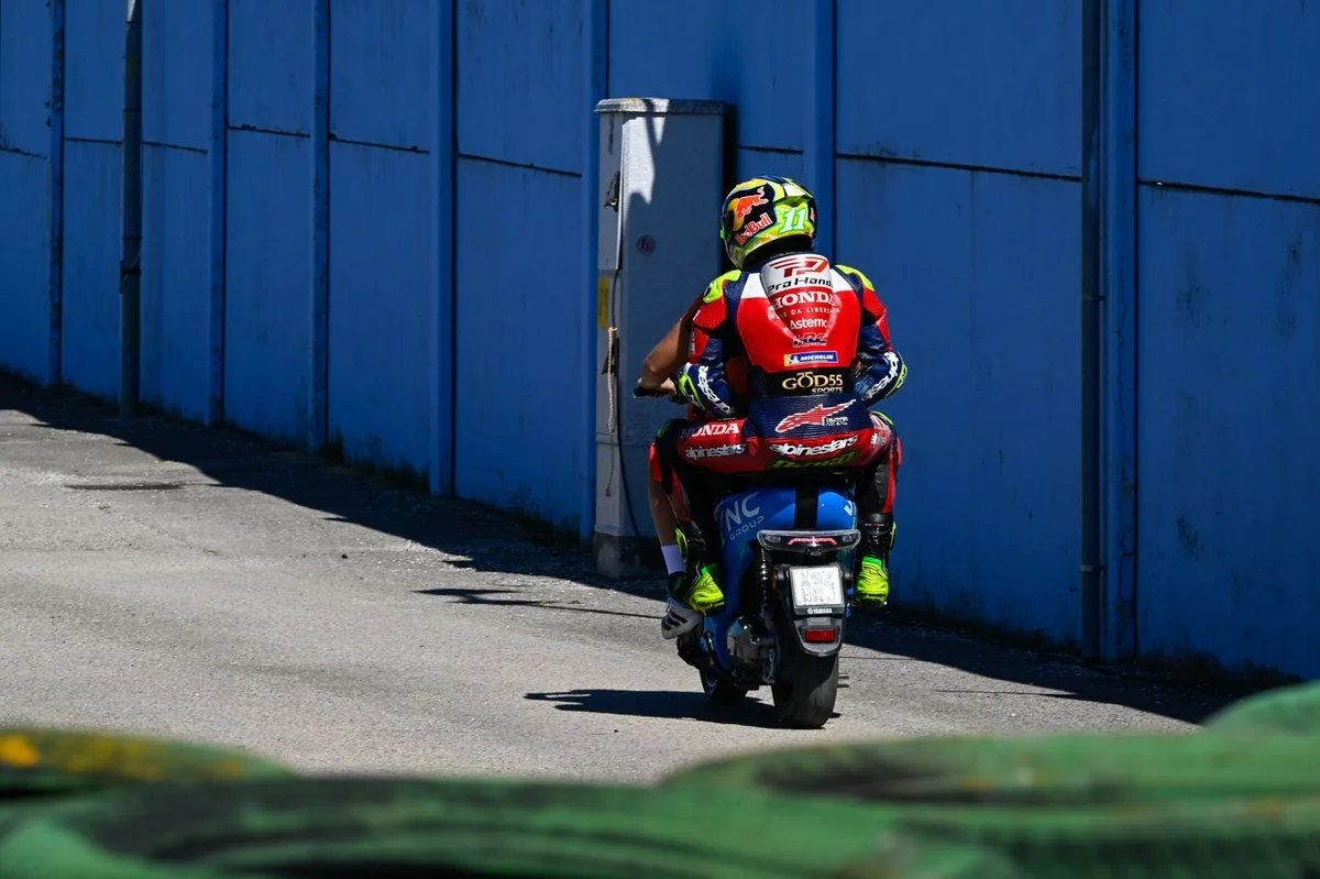 MotoGP - Moreira lamenta queda em Misano: "Tinha tudo para ir bem"