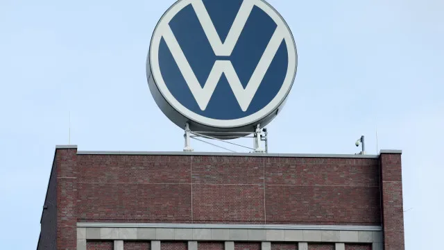 Volkswagen multada em 1,2 milhões por não divulgar previsões