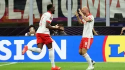 Liga Europa: Milan-Benfica, 0-2 (crónica)