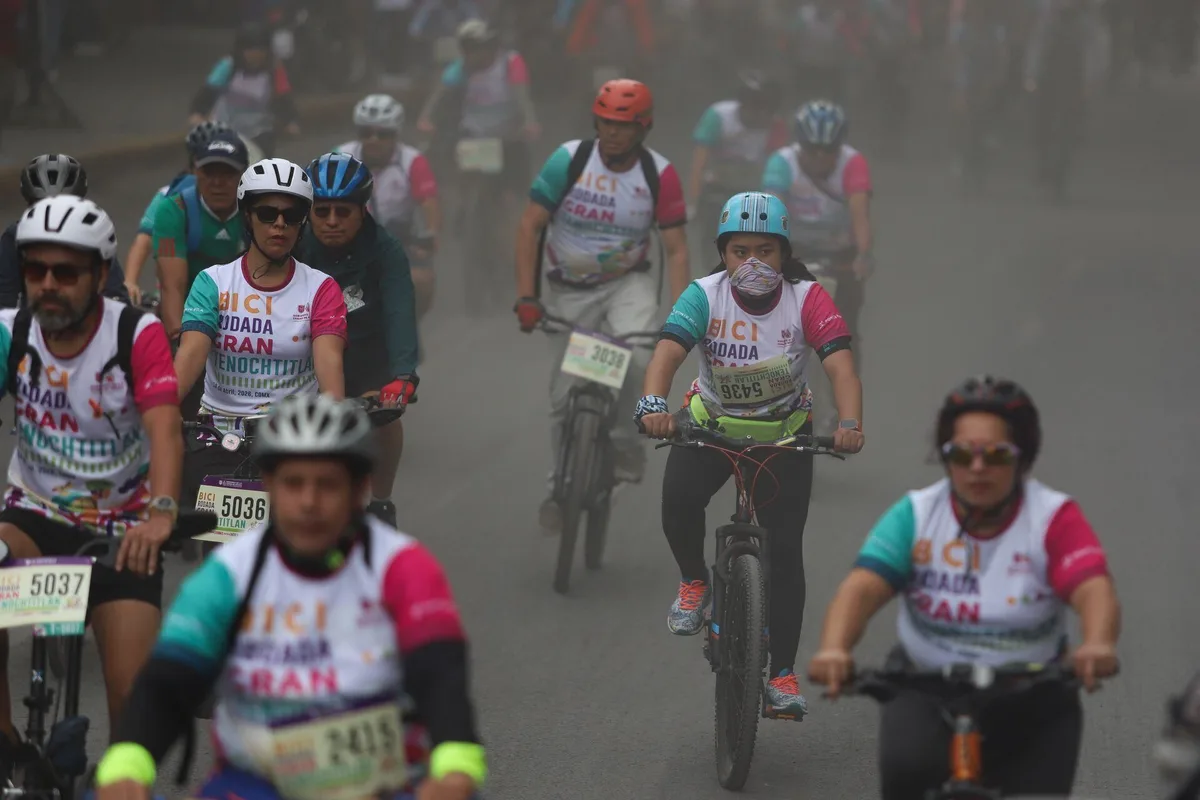 ¿De qué va la ley ‘Intimidación Vial’ creada en Jalisco, que protege a ciclistas y peatones?