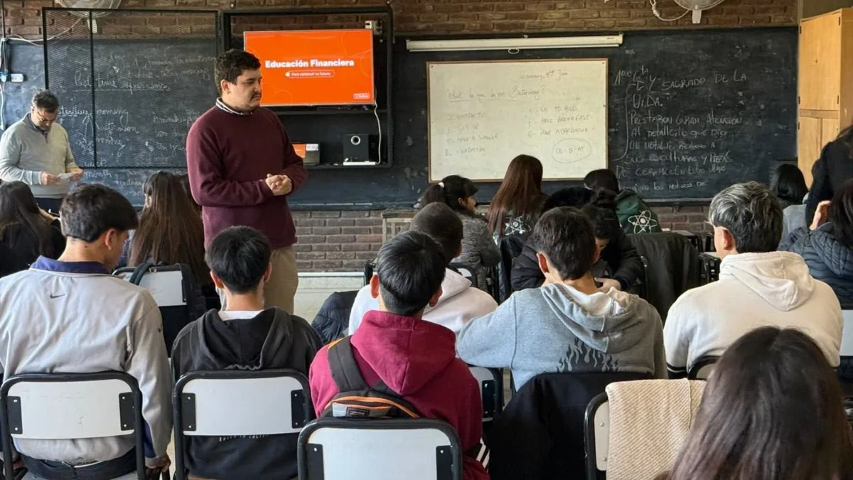 Un concurso nacional impulsa la educación financiera en escuelas secundarias