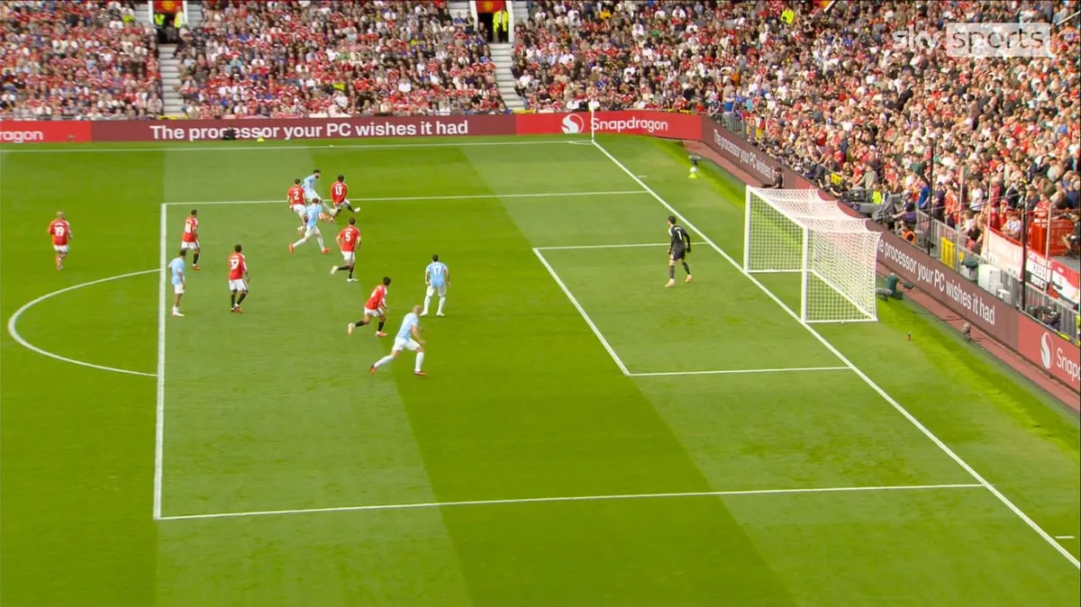 'Injustice': Lisandro Martinez reacts to 'unacceptable' mistake as Manchester United beaten in derby