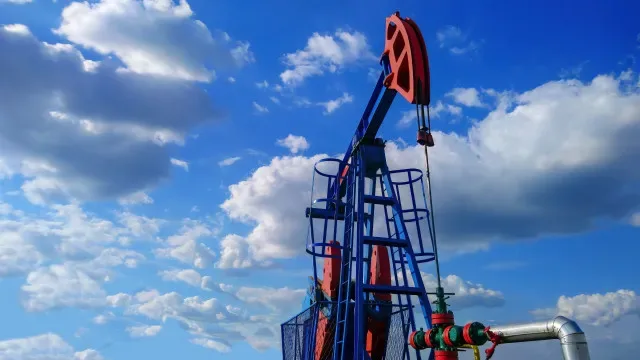 Petróleo não dá tréguas: Brent atinge valor mais alto desde início do mês
