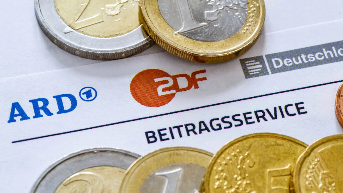 Es geht um Rechnungen - Gegen Papierkram! GEZ verschickt 4,5 Millionen Briefe