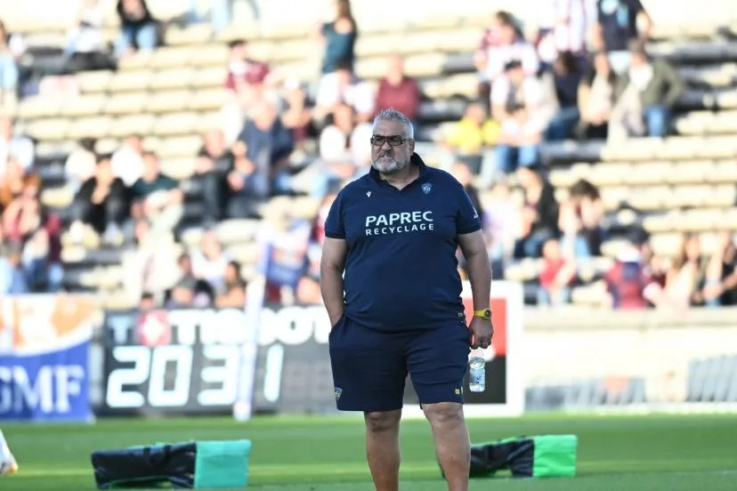 Le manager clermontois Christophe Urios se félicite de la victoire contre le Stade Français : « La saison prochaine, on s'en fout ! »