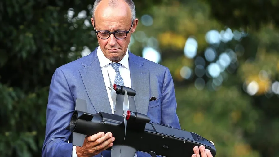 Drohnen am Flughafen Leipzig: Friedrich Merz wagt ein wenig Konfrontation mit Moskau