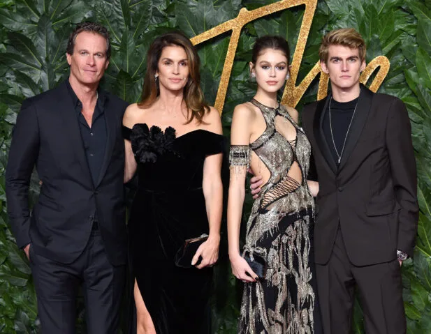 Presley Gerber, filho de Cindy Crawford, morre aos 27 anos, em clínica de reabilitação Presley Gerber, filho de Cindy Crawford, morre aos 27 anos, em clínica de reabilitação