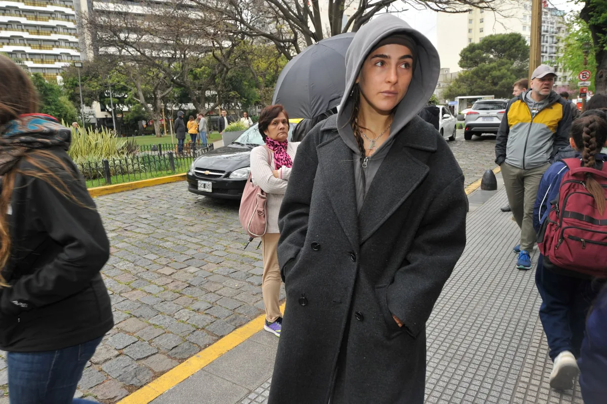 La muerte de Piero: familiares y amigos despidieron los restos del cantantautor en el Cementerio de la Recoleta