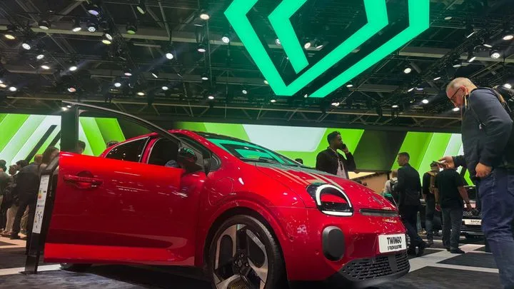 Voitures électriques : les constructeurs européens et français tiennent bon