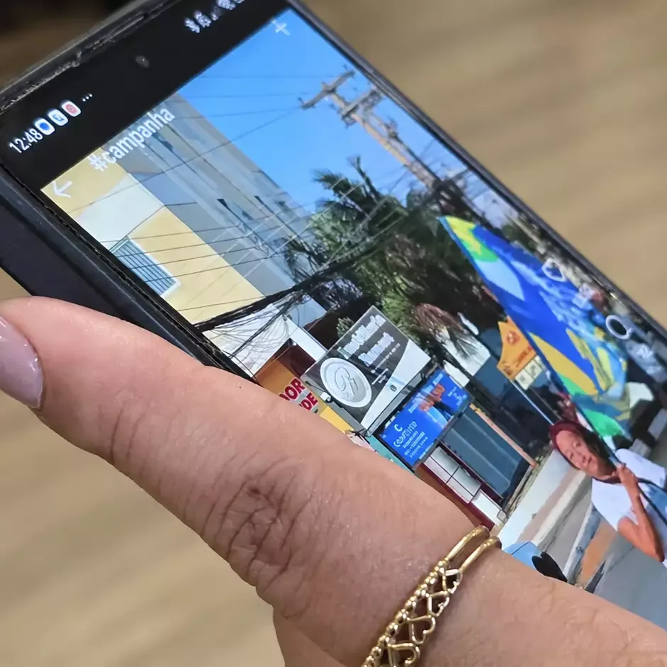 Gasolina é passado, agora Pix de R$ 500 faz eleitor pedir voto no Instagram