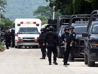 Au Mexique, trois hommes condamnés à 158 ans de prison pour le meurtre de trois surfeurs étrangers