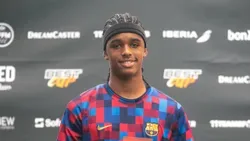 Barcelona garante jovem português de 16 anos