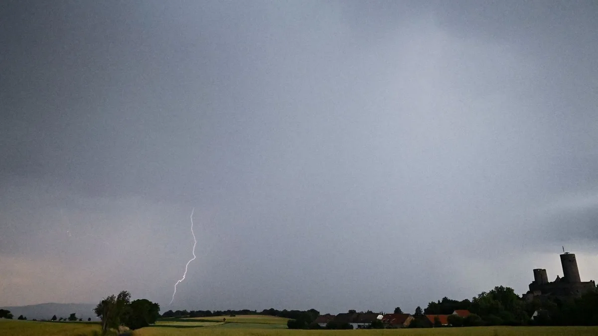 Wetter: Wetter wechselhaft - Schauer und Gewitter am Montag