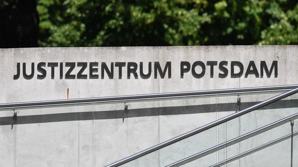 Pädokriminalität - Arzt soll dutzende Kinder missbraucht haben: Landgericht Potsdam lässt Anklage zu