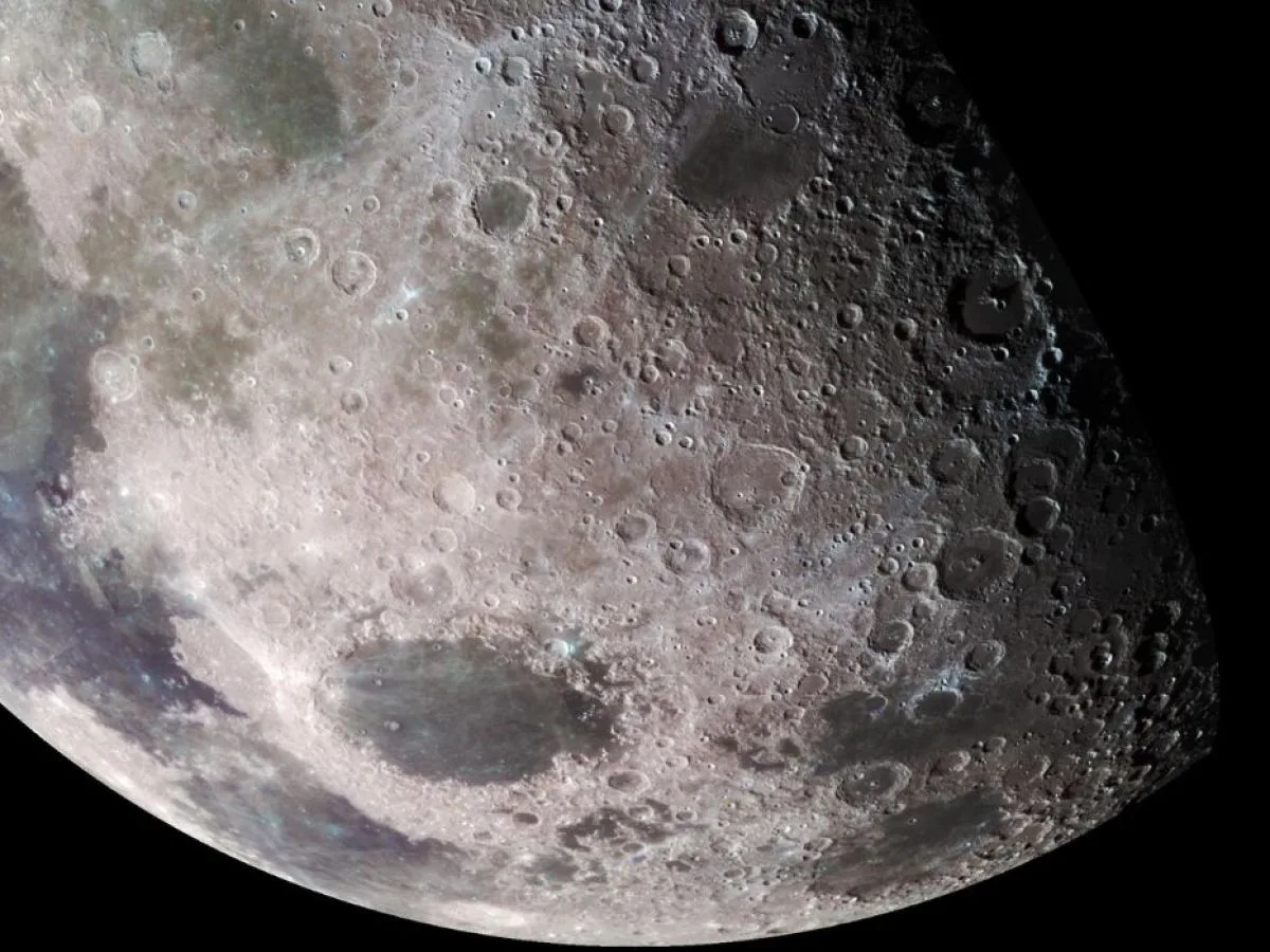 Des chercheurs du SETI préconisent de chercher des signes extraterrestres sur la Lune