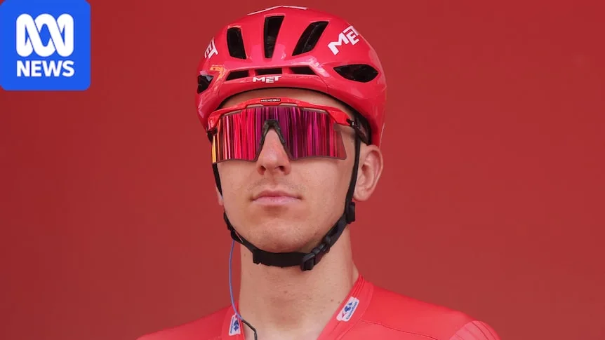 Tadej Pogačar crashes out of La Vuelta a España
