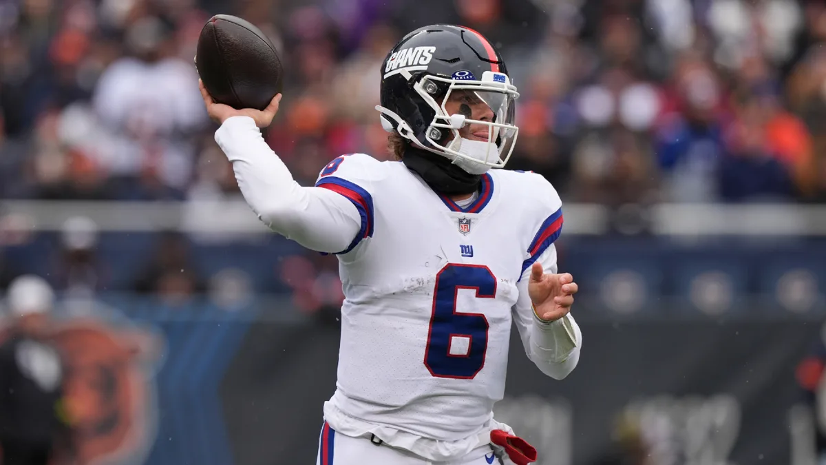 Report: Giants’ Jaxson Dart could be out for season