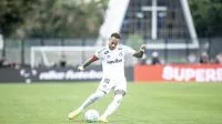 Inter e Grêmio empatam em jogo tenso pela ida das quartas da Copa do Brasil