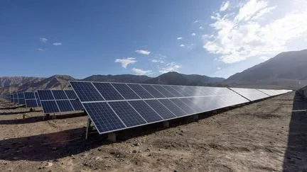 En Chine, le solaire dépasse le charbon… mais seulement en puissance installée