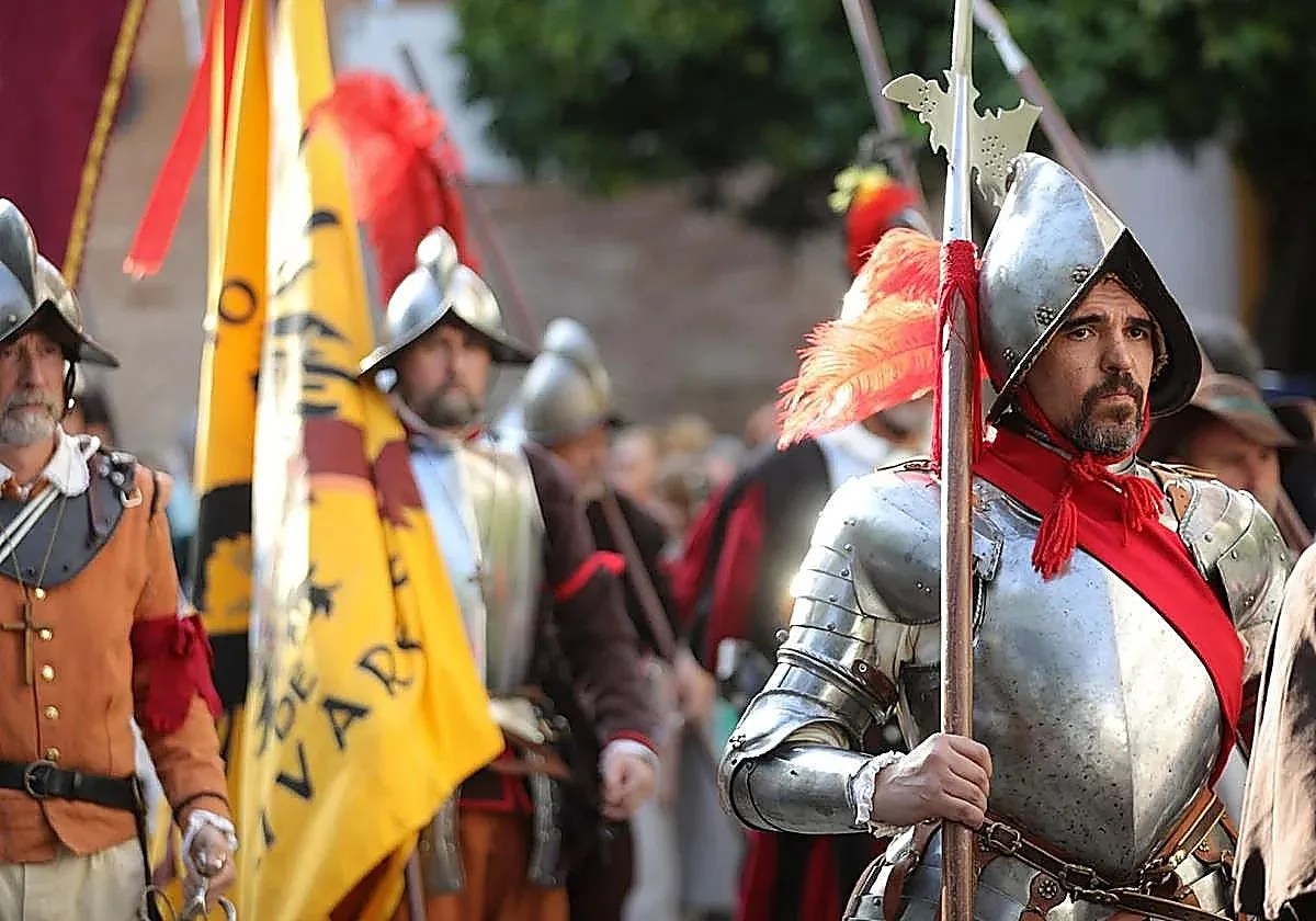 El Tercio de Olivares desfila por Sevilla hoy 12 de octubre: este es el horario y recorrido completo