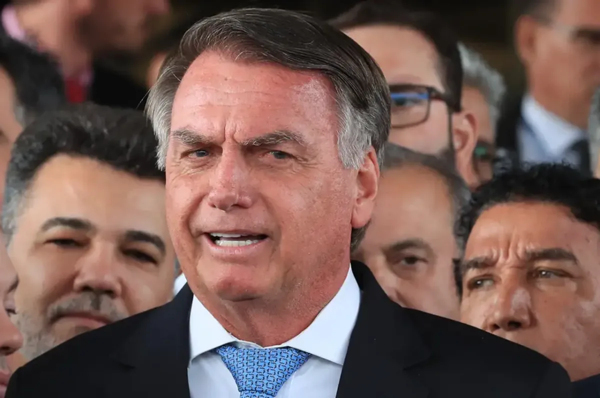 Moraes autoriza Bolsonaro a deixar a prisão domiciliar para ir ao dentista