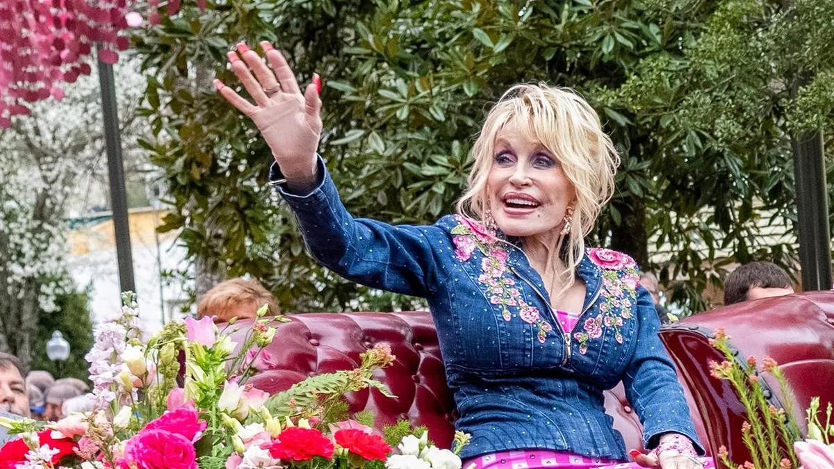 Push to rename airport for Dolly as streaming surges