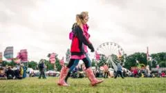 Strong winds and thunderstorms kick off the bank holiday weekend