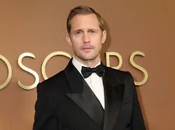 Schauspielstar im zweiten Anlauf: Alexander Skarsgård bleibt Hollywoods liebster Schwedenhappen