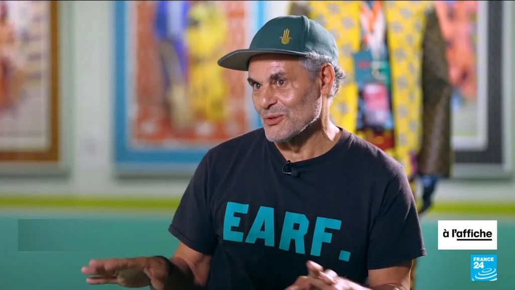 Hassan Hajjaj et ses "Rock Stars" hautes en couleur s'exposent à Paris