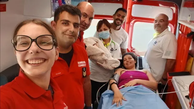 "Felicidades". Bebé nasce em ambulância dos Bombeiros de Condeixa