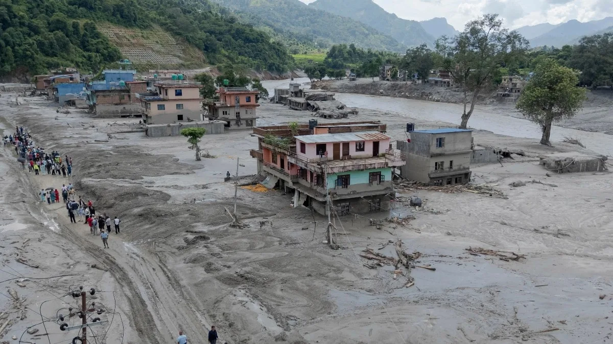 Lake burst in Tibet threatens fresh deluge in flood-hit Nepal after 475 deaths