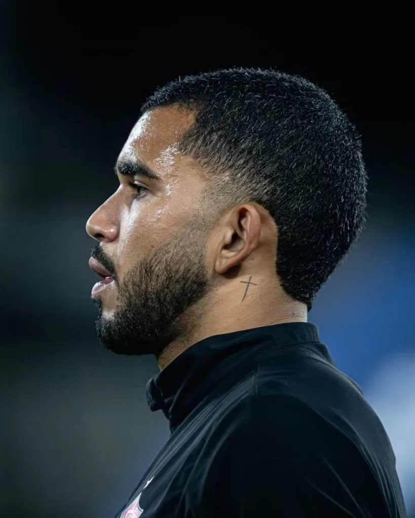 Jair Ventura elogia atuação do Vitória e pede Lucas Arcanjo na Seleção Brasileira
