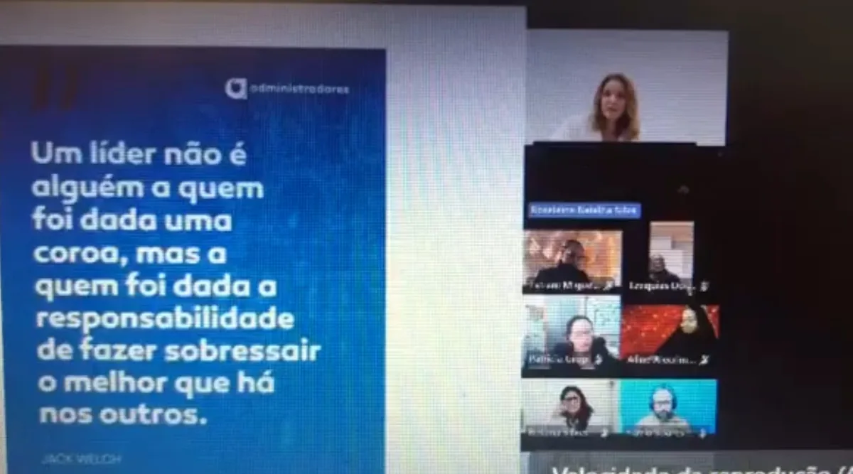 Dirigente de ensino de SP é afastada após recomendar biografias de Hitler e Mussolini em reunião com diretores