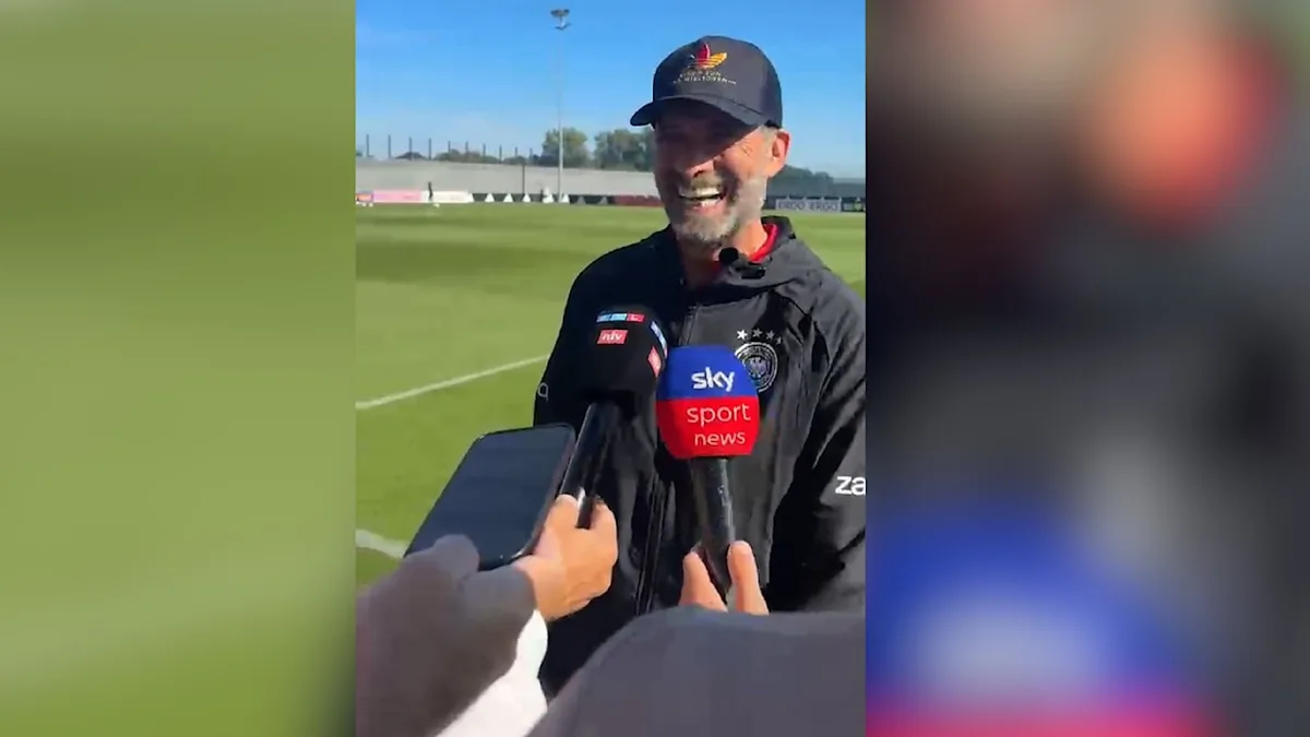 Spontan-Interview beim Training - Suuuuper Holland-Spruch von Klopp