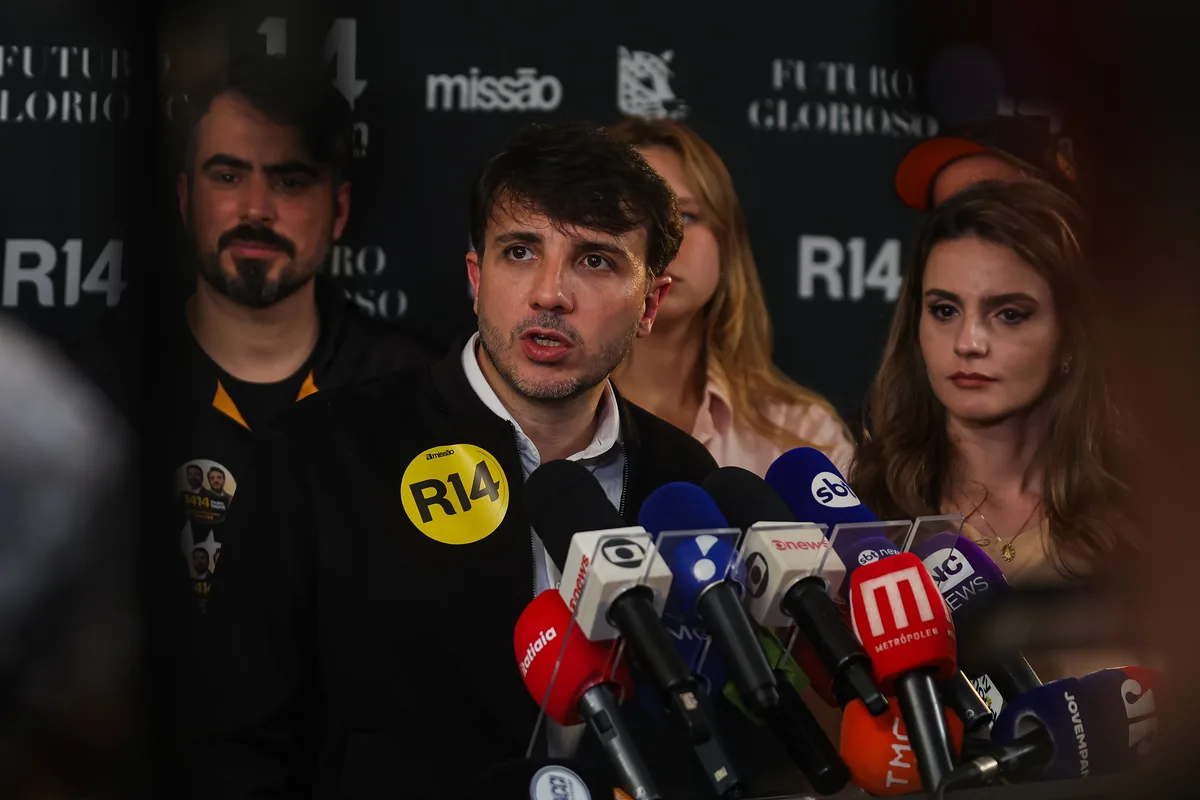 Renan acusa Cury de ser ‘sócio da Fictor’, empresa que tentou comprar o Master