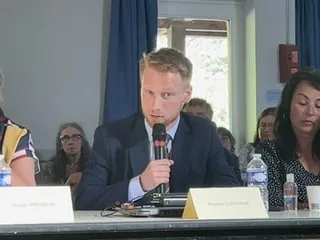 Une « ligne rouge franchie » : le maire RN de La Flèche porte plainte contre une association