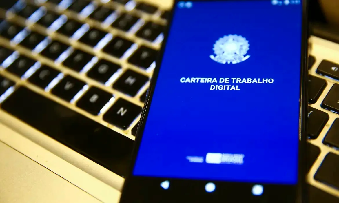 Emprego em Sergipe: plataforma digital do NAT oferta mais de mil vagas