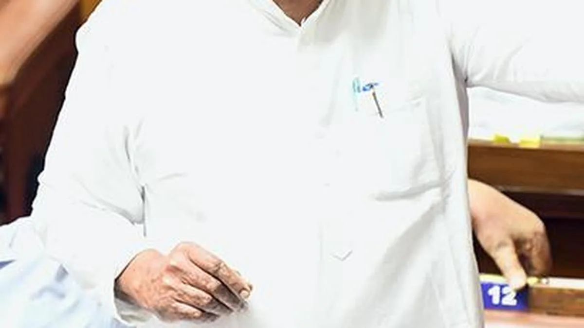 Hariprasad urges SIT probe into cooperative bank irregularities involving BJP MLA
