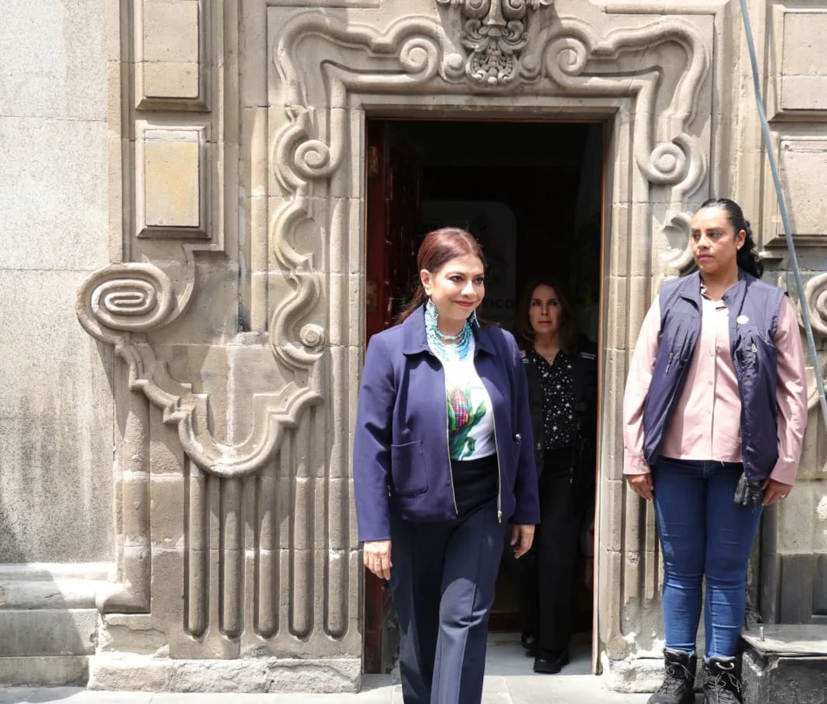 Acudir o no acudir a NY: un dilema con respuestas distintas en la ‘4T’