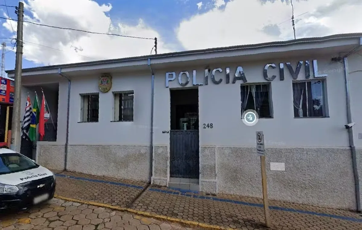 Treinador de futebol suspeito de abuso sexual é demitido de cargo público após denúncias de pais e alunos em Piraju