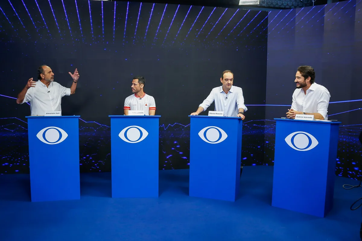PDT vê cerco a Kalil e aposta em "Nárnia" no pós-debate em Minas