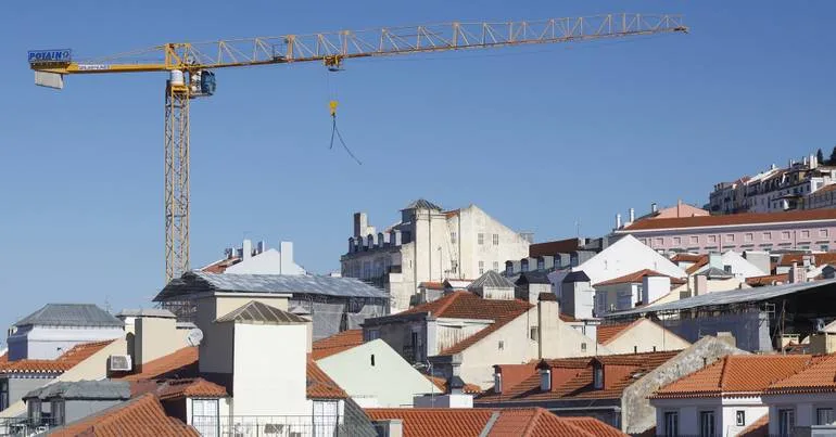 Licenças de construção e reabilitação habitacional caem 6,9%