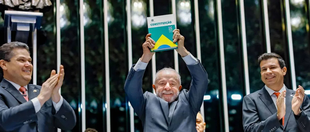 Lula ao promulgar fim da escala 6×1: “o que fizemos foi obedecer o povo que foi às ruas”; assista