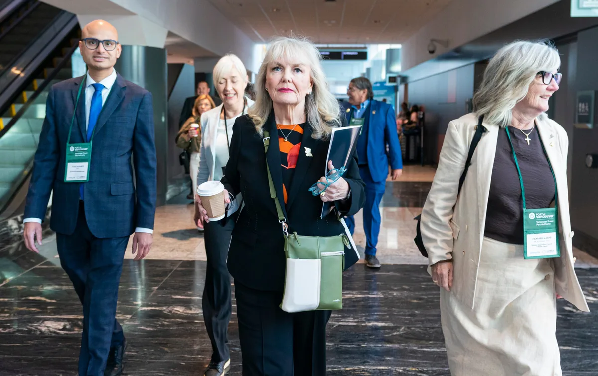 B.C. Conservative Leader Kerry-Lynne Findlay vows to stay as party faces turmoil