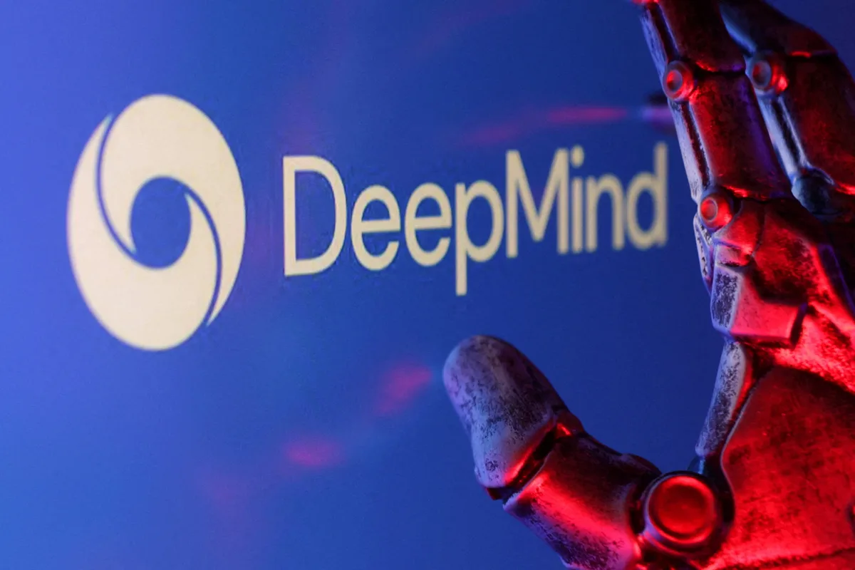 Sebastian Mallaby advirtió que la humanidad atraviesa un momento de peligro por el avance descontrolado de la inteligencia artificial