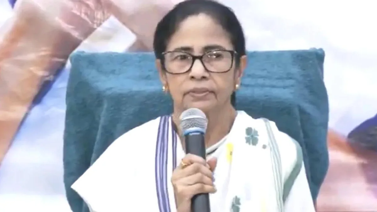 ‘Unconstitutional, illegal, undemocratic’: Mamata after EC assigns new symbol and name