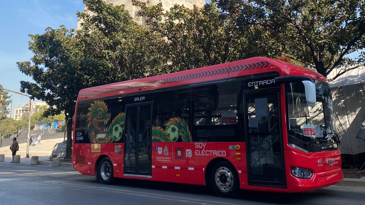 Metro y Metrobús amplían su horario nocturno y ajustan servicio para el 15 de septiembre