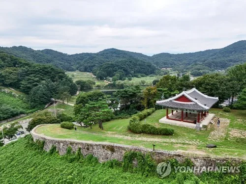 충북 구름 많고 일교차 커…낮 기온 24∼27도